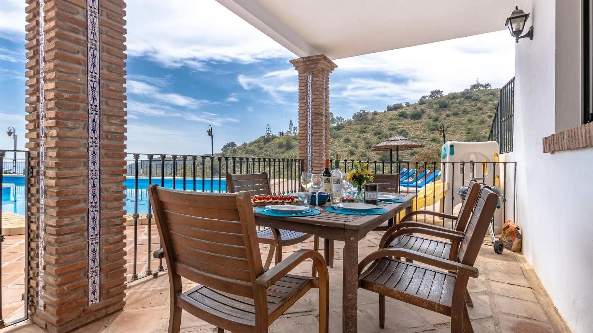 Padre Aviles Olias Apartment