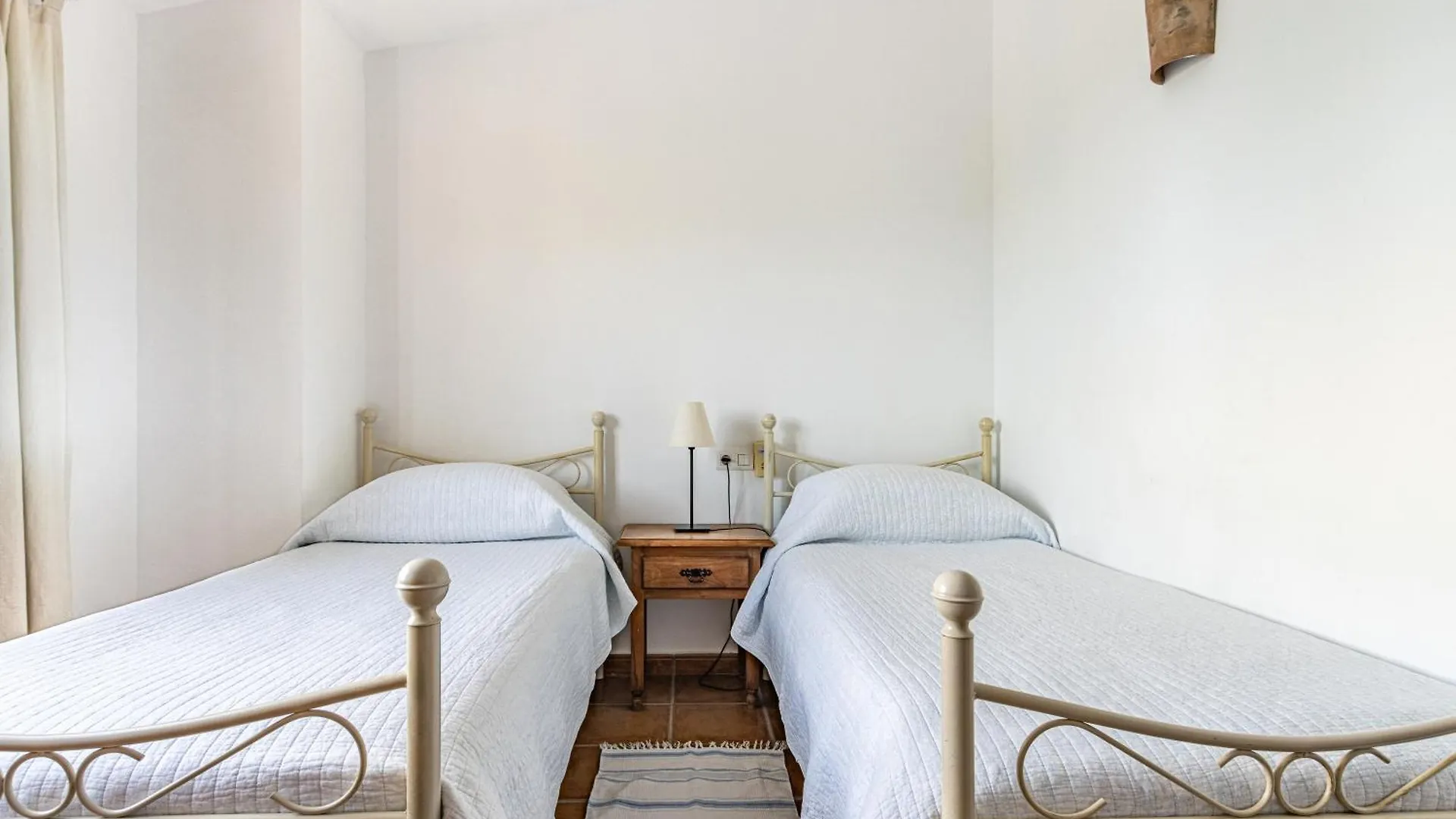 Padre Aviles Olias Apartment