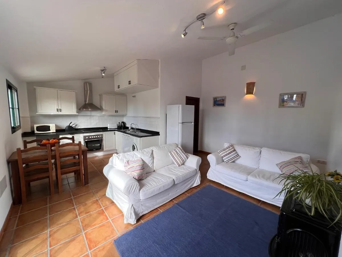 Padre Aviles Olias Apartment