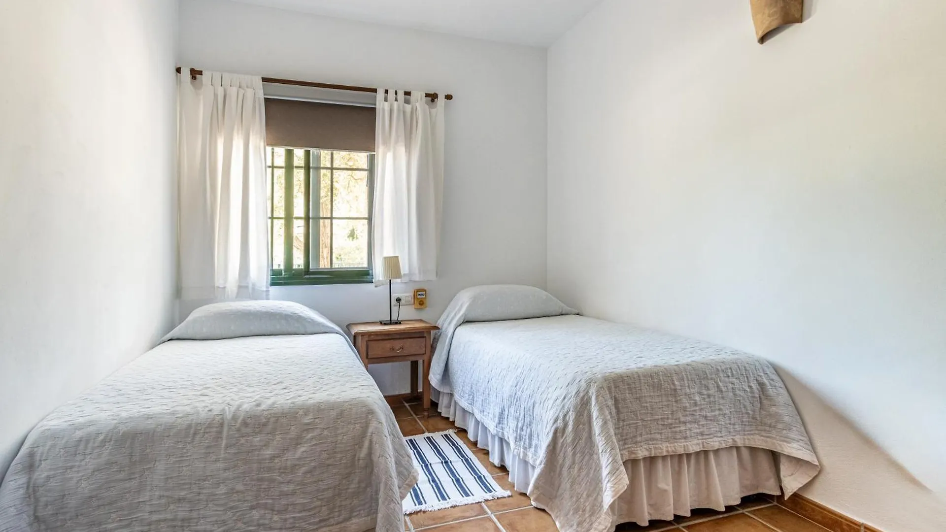 Padre Aviles Olias Apartment