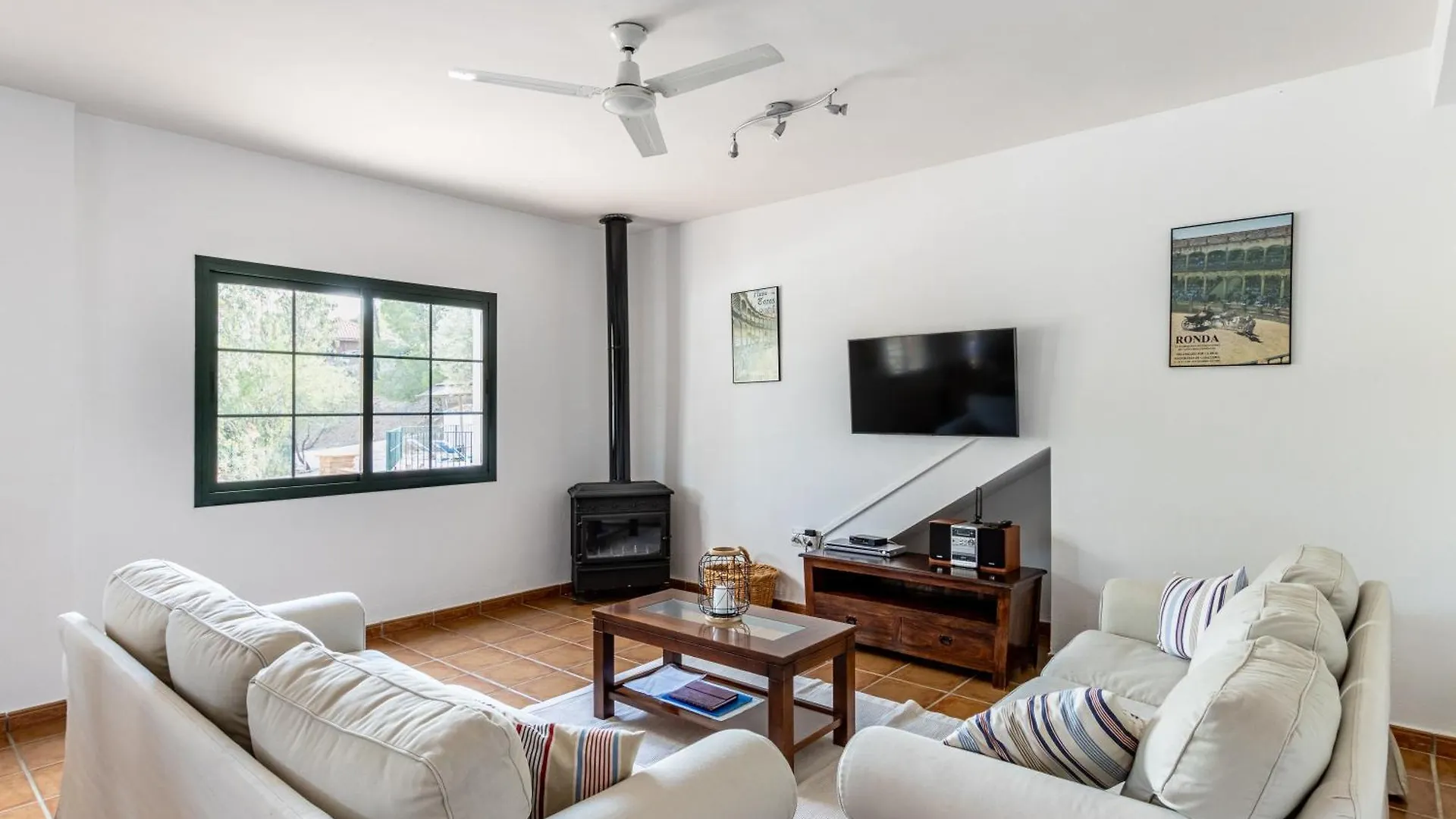 Apartment Padre Aviles Olias Spain